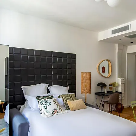 302b Beautiful Refurbished Downtown / Ac ニース
