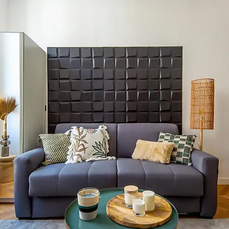 아파트 302b Beautiful Refurbished Downtown / Ac