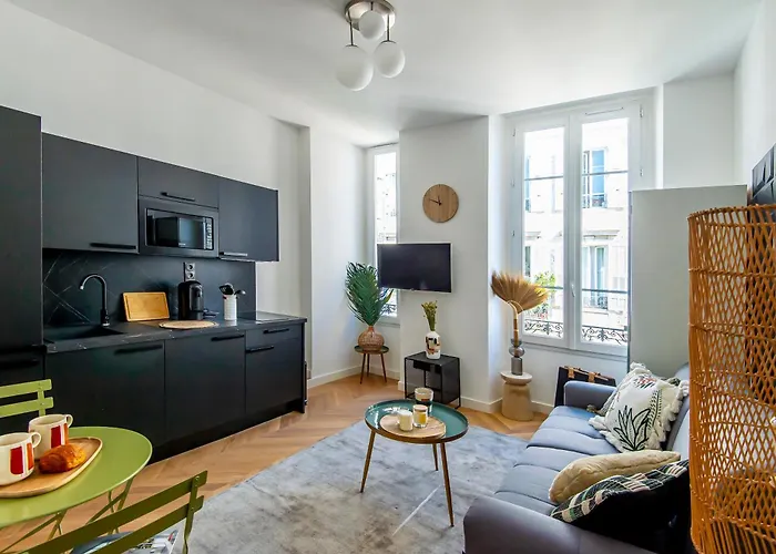 Lejlighed 302b Beautiful Refurbished Downtown / Ac *
