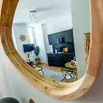 302b Beautiful Refurbished Downtown / Ac Nizza